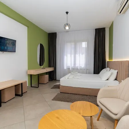 L Otel